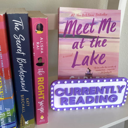 "Currently Reading" Book Display